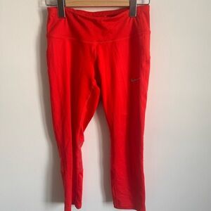 Nike Dri-FIT 3/4 length leggings